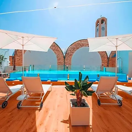 Cleros Sky Lounge B&B 파사노